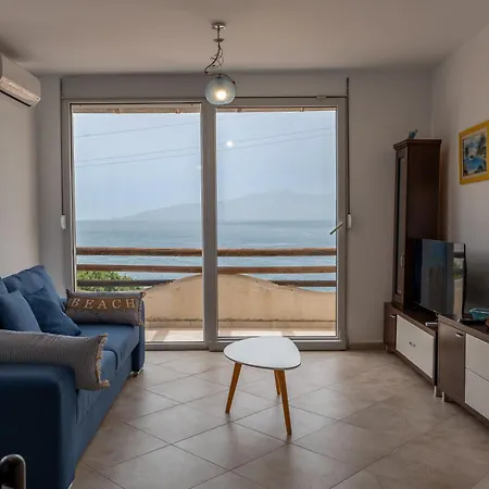 Marin Bougainville Apartament Apartment *