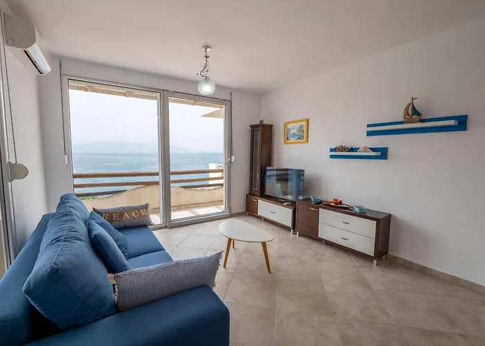 Marin Bougainville Apartament
